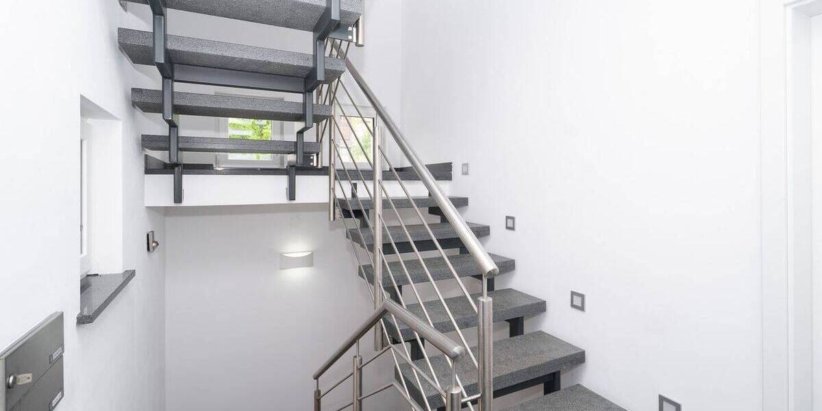 Mehrfamilienhaus, Wohnhaus Bad Neustadt an der Saale Bad Neustadt - 6 Zimmer, 150 m&sup2;, 549.000&euro; | Angebot:26686165