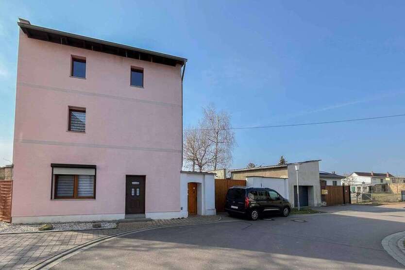 Haus zum Kaufen in Kabelsketal 269.000 € 120.16 m²