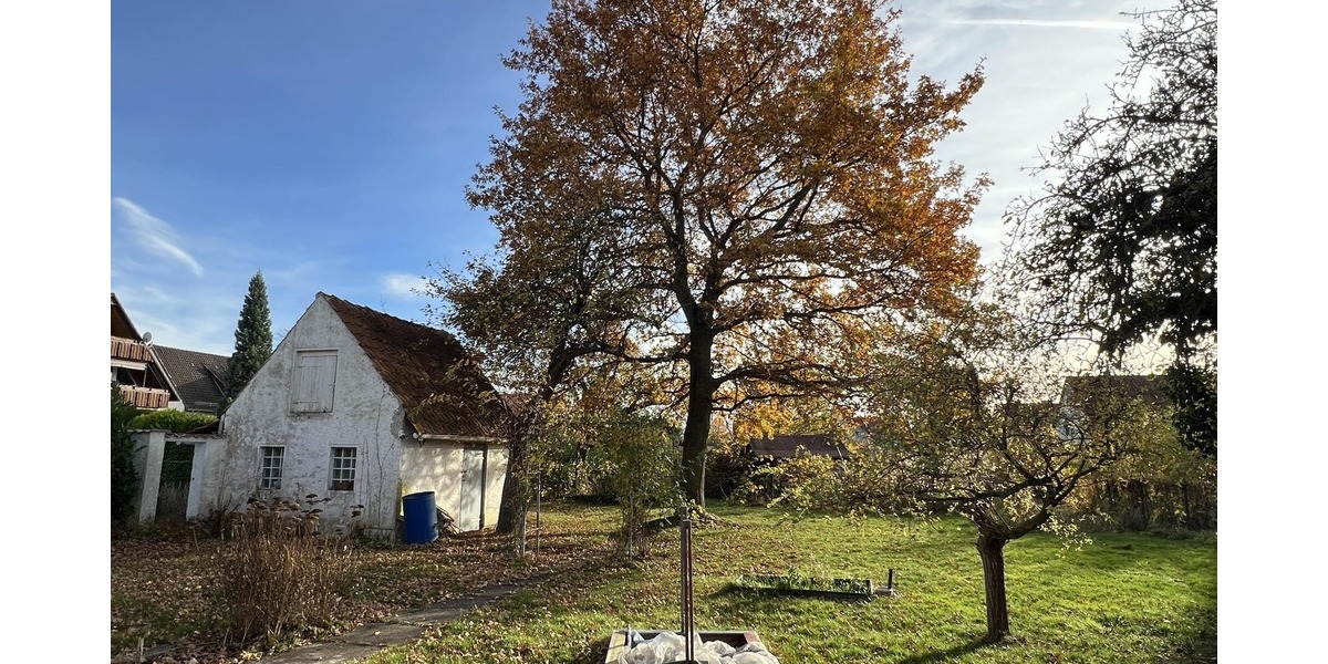 Großzügiges Wohnhaus mit Traumgarten - Zweifamilienhaus Harsum Harsum | Angebot:24494087