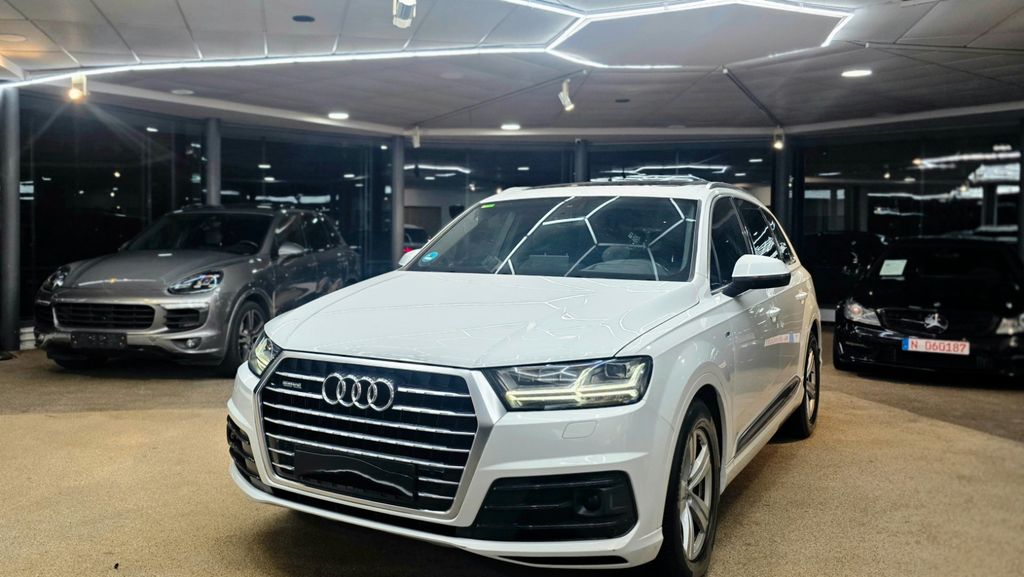 Audi Q7 158.000 km 28.990 &euro; Zirndorf 90513