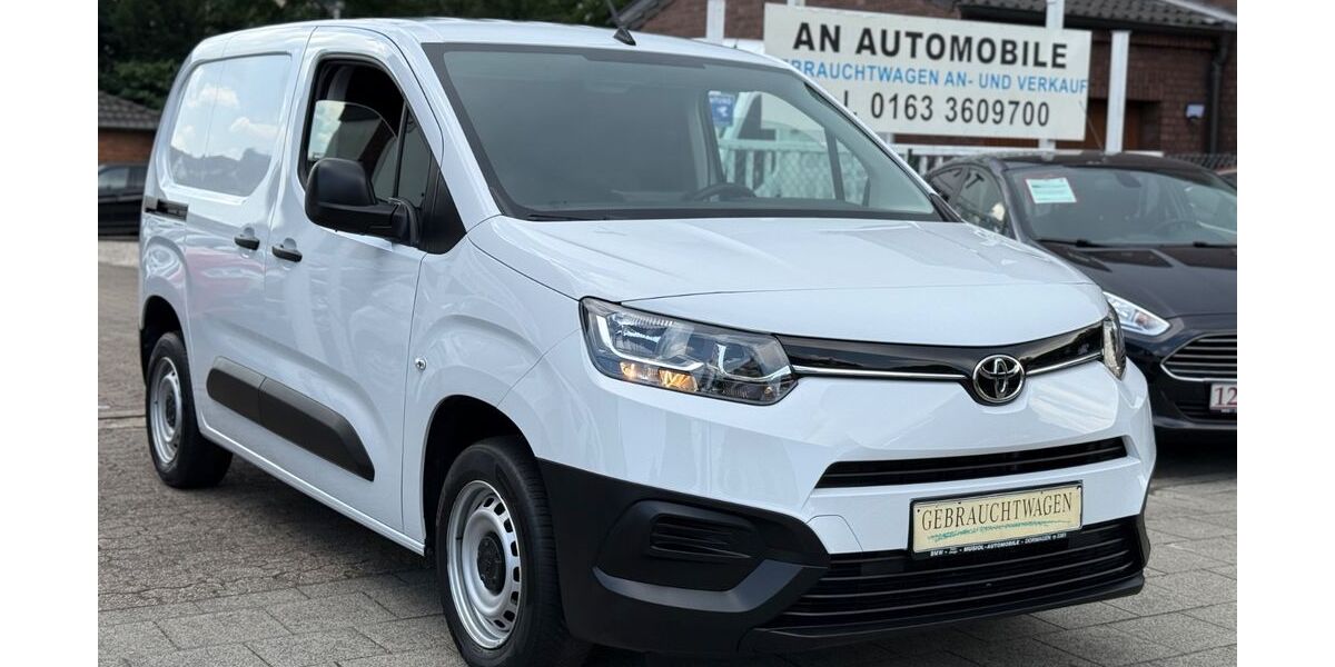 Toyota Proace City 23.000 km 15.990 &euro; Dormagen 41539