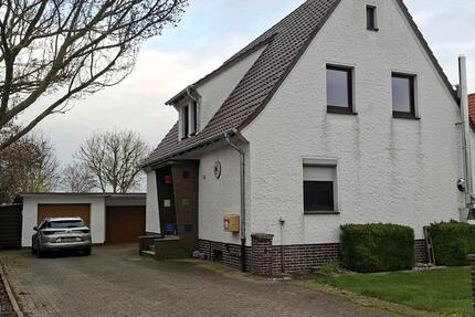 Haus Stemwede - 7 Zimmer, 155 m&sup2;, 194.000&euro; | Angebot:26040801