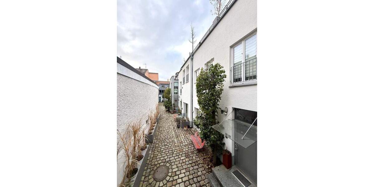 Gewerbeobjekt Regensburg Stadtamhof - 8 Zimmer, 238 m&sup2;, 1.045.000&euro; | Angebot:24114321