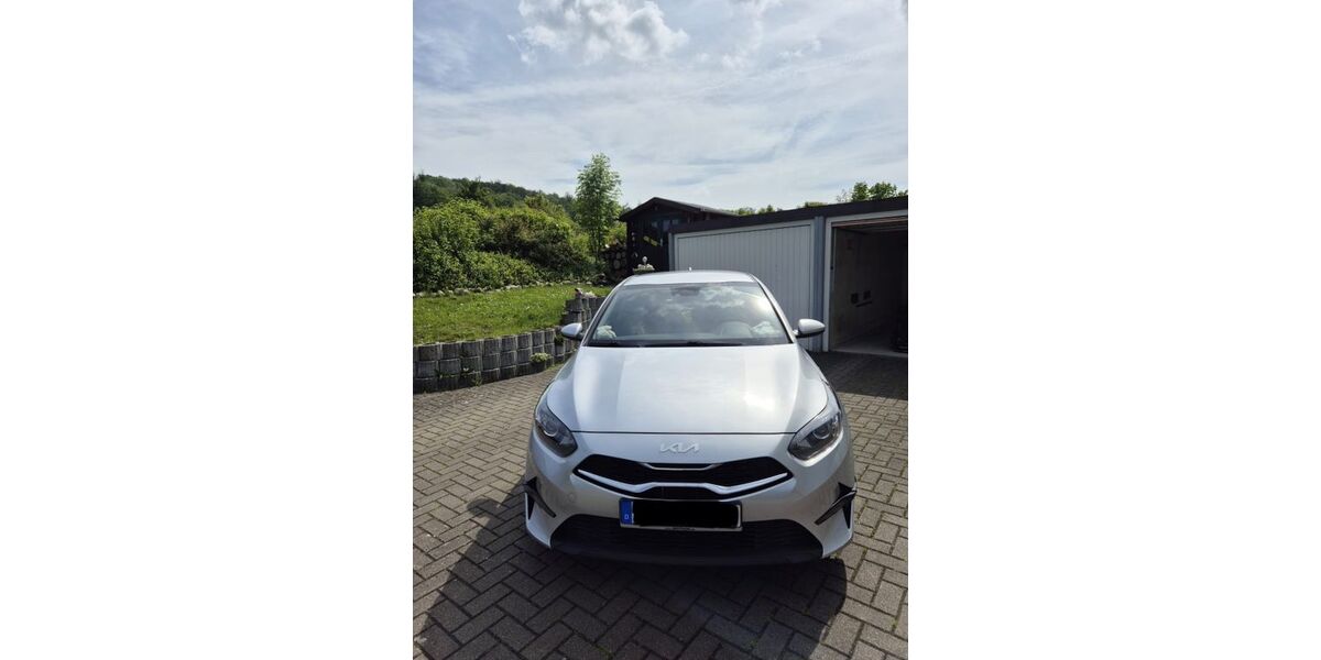 Kia ceed / Ceed 90.000 km 15.300 &euro; Gronau 31028