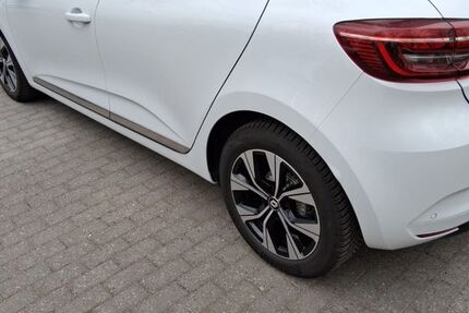 Renault Clio 41.000 km 13.900 &euro; Berlin 13439