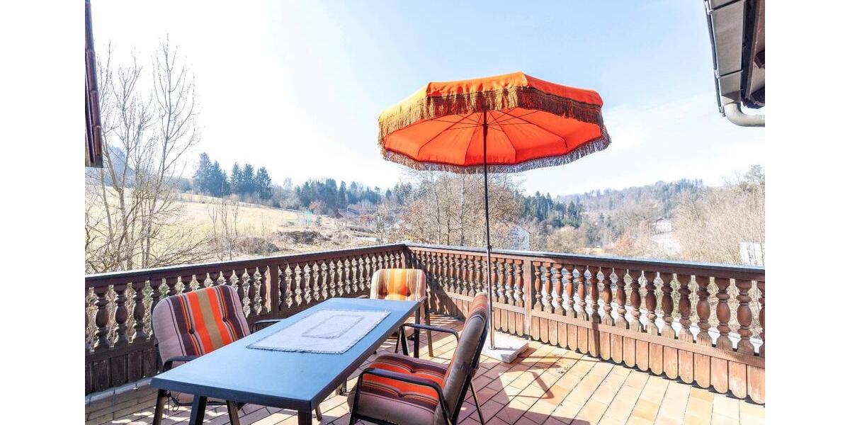Mehrfamilienhaus, Wohnhaus Hutthurm - 12 Zimmer, 240 m&sup2;, 359.000&euro; | Angebot:26317026
