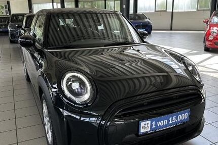 Mini Cooper 15.906 km 26.600 € Salzgitter 38228