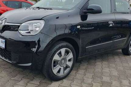 Renault Twingo 71.944 km 7.499 € Essen 45326