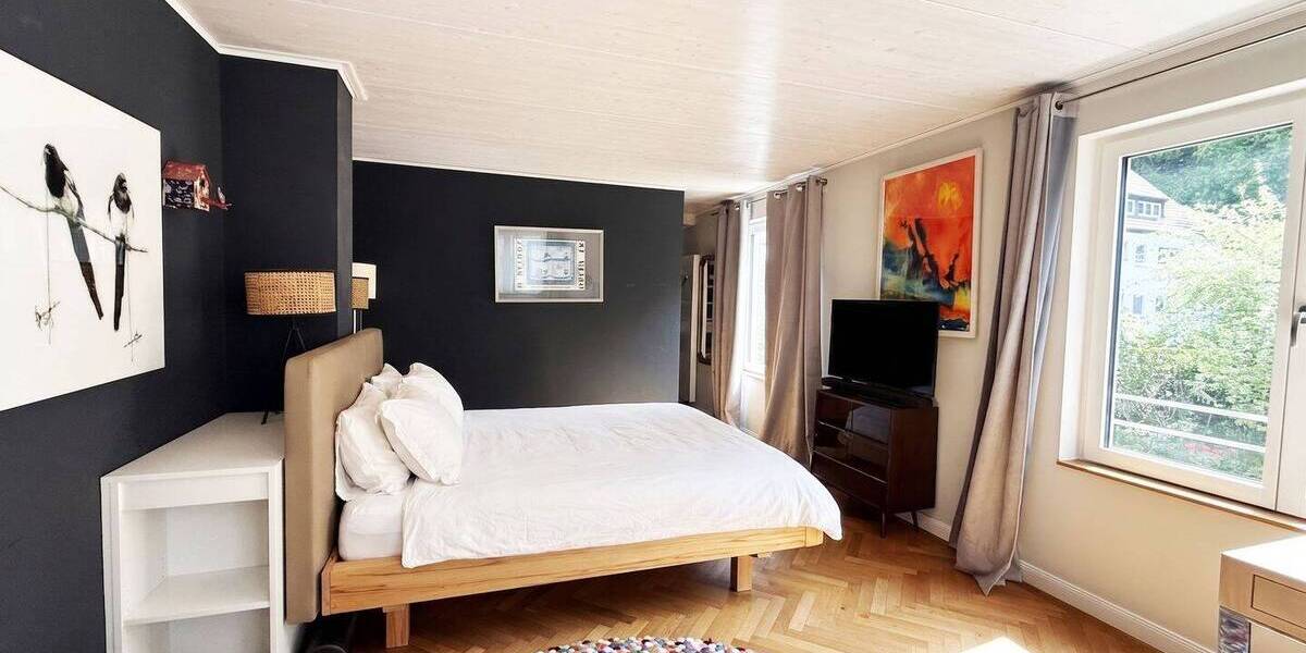 Einfamilienhaus Stuttgart Süd - 5 Zimmer, 215 m&sup2;, 4.500&euro; | Angebot:26779855