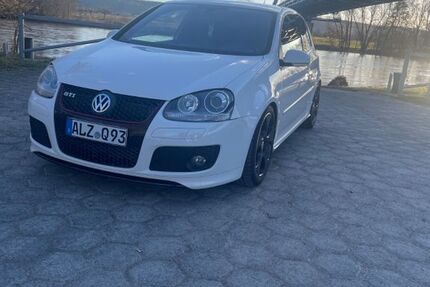 VW Golf 149.537 km 12.680 &euro; Aschaffenburg 63743