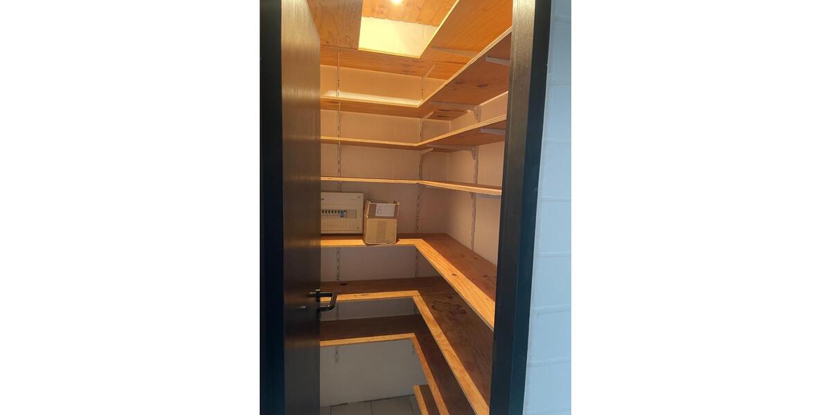 Freundliche helle 84 m² 3-Zimmer ETW im 2 OG mit großer Loggia 3 zimmer