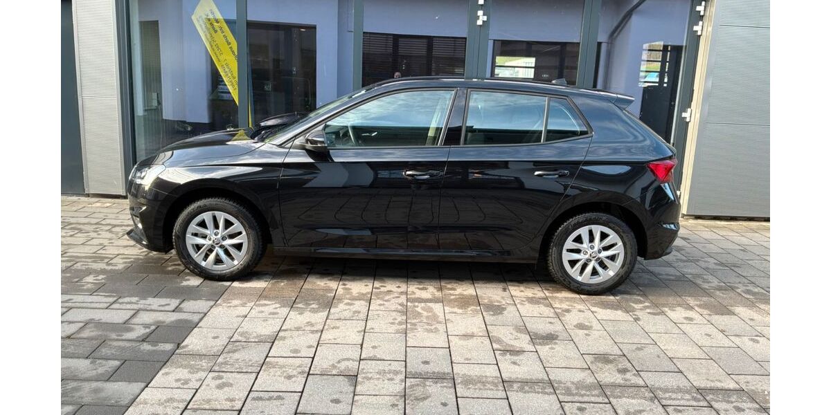 Skoda Fabia 10.678 km 18.950 &euro; Schmallenberg-Niederberndorf 57392