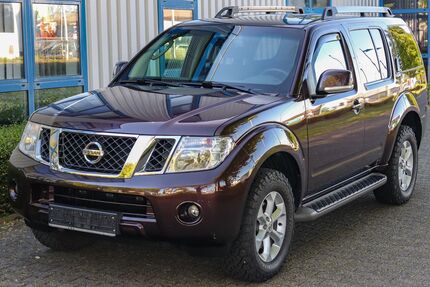 Nissan Pathfinder 156.000 km 12.990 &euro; Kreuzau 52372