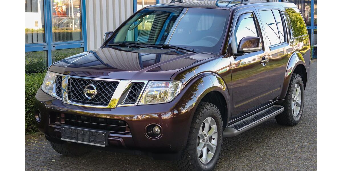 Nissan Pathfinder 156.000 km 12.990 &euro; Kreuzau 52372