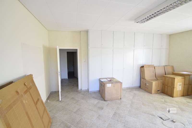 Hauptverkehrsstr. Sulingen: Bürohaus+Gewerbehalle teilbar schnelle Datenleitung+ viele Parkplätze - Gewerbeobjekt Sulingen | Angebot:25416947