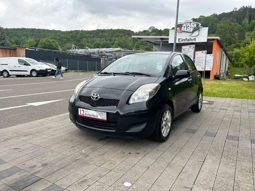 Yaris