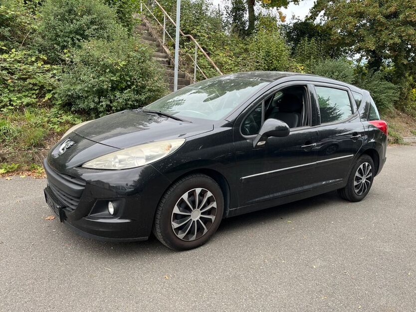 Peugeot 207 139.000 km 2.400 € Gundelsheim 74831