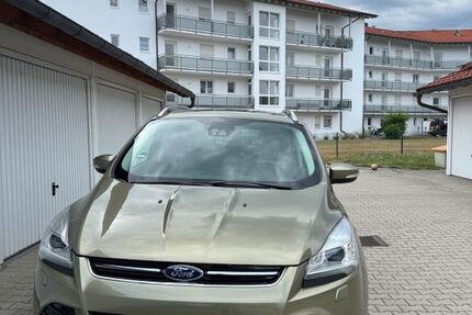 Ford Kuga 201.210 km 9.000 &euro; Nürnberg 90439