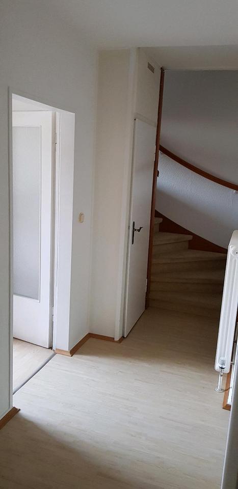 Haus , Reihenhaus, Geldanlage Objekt vermietet