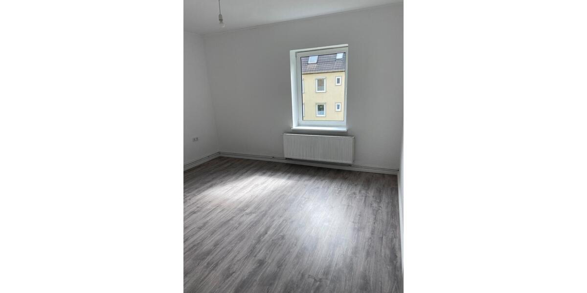 Etagenwohnung Wilhelmshaven Fedderwardergroden - 3 Zimmer, 60 m&sup2;, 69.000&euro; | Angebot:26884757