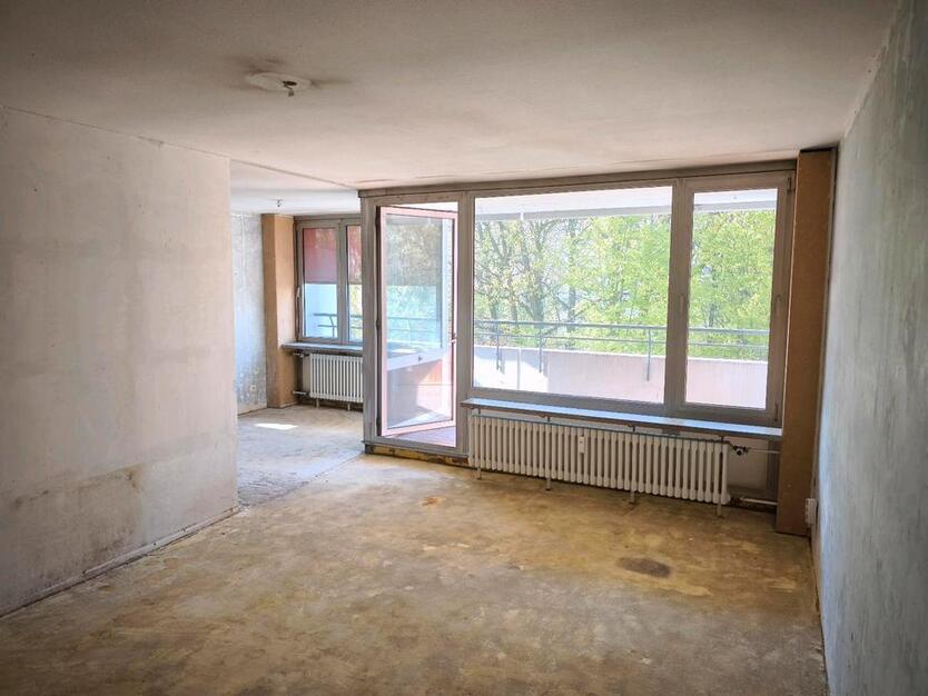 Helle 3,5 Zimmer-Wohnung mit Balkon in Stuttgart-Asemwald