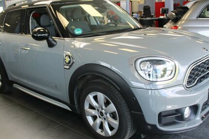 Mini Cooper SE Countryman All4 Aut. 64.062 km 18.980 &euro; Euskirchen 53881