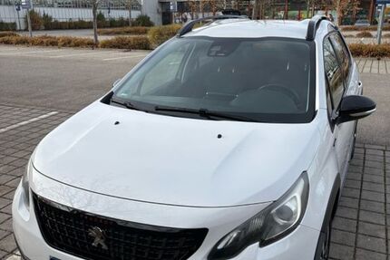 Peugeot 2008 123.000 km 9.500 &euro; München 81377