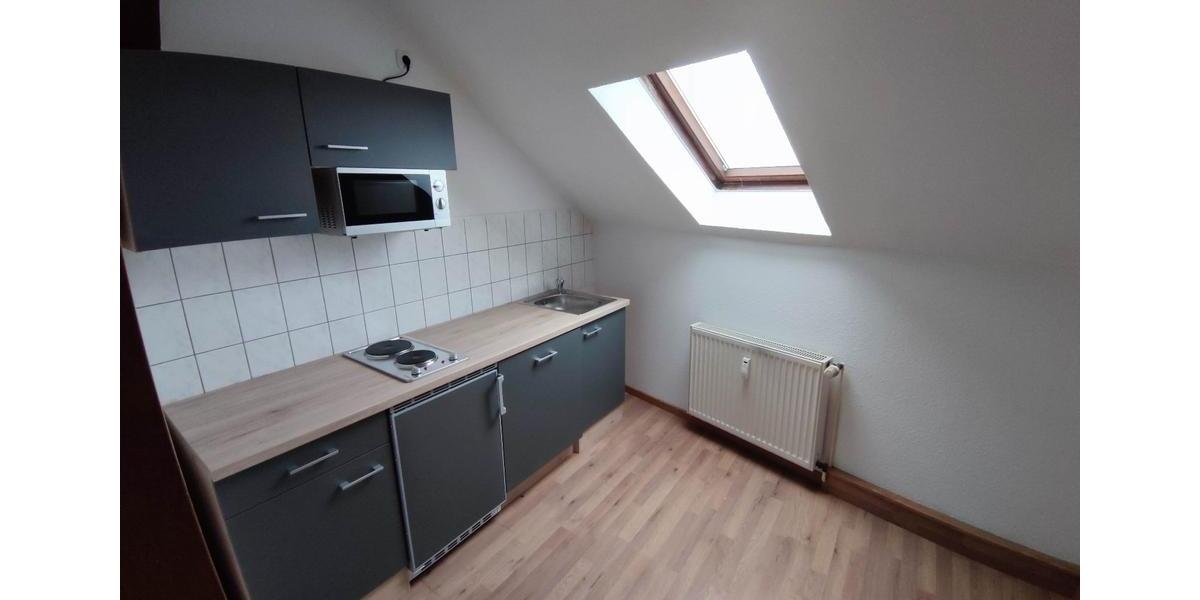 Dachgeschoßwohnung Aschersleben - 2 Zimmer, 45 m&sup2;, 330&euro; | Angebot:26337320