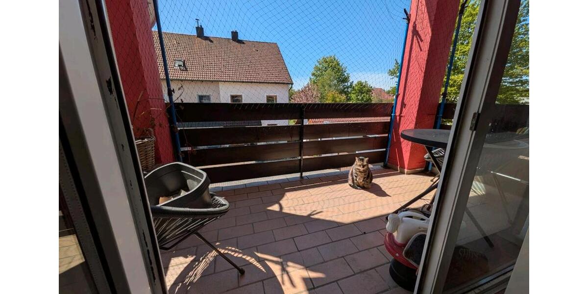 Etagenwohnung Schwarzenfeld - 4 Zimmer, 90 m&sup2;, 850&euro; | Angebot:26395836