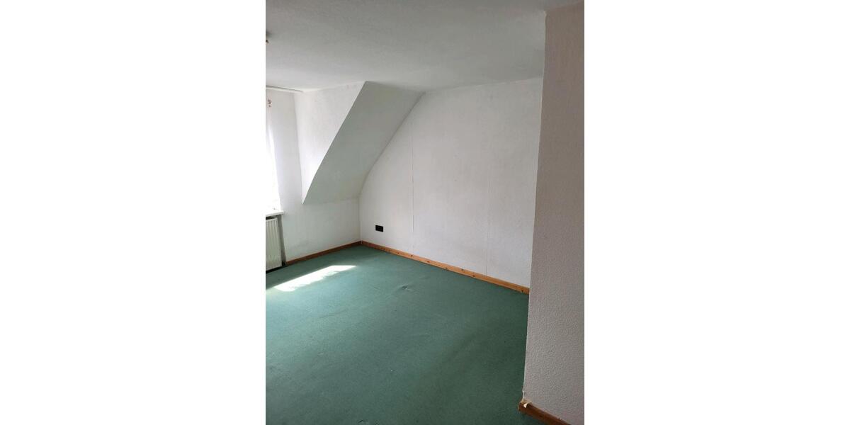 Dachgeschoßwohnung Großsolt - 4 Zimmer, 103 m&sup2;, 170.000&euro; | Angebot:27002891
