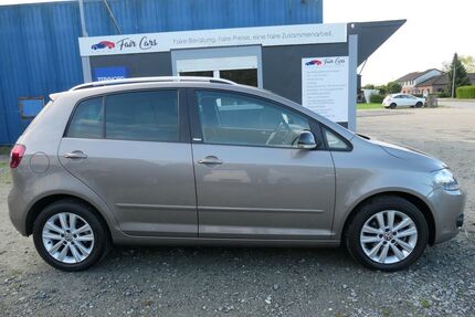VW Golf Plus 80.000 km 11.500 € Leer 26789