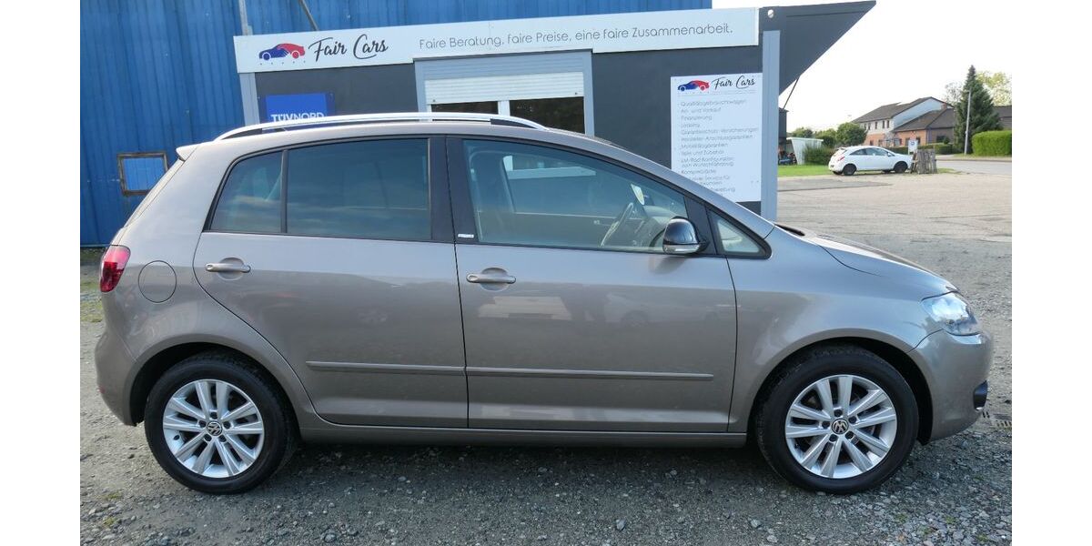 VW Golf Plus 80.000 km 11.500 € Leer 26789