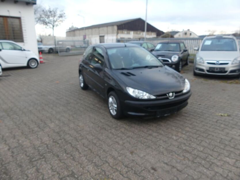 Peugeot 206 133.000 km 1.499 € Worms 67547
