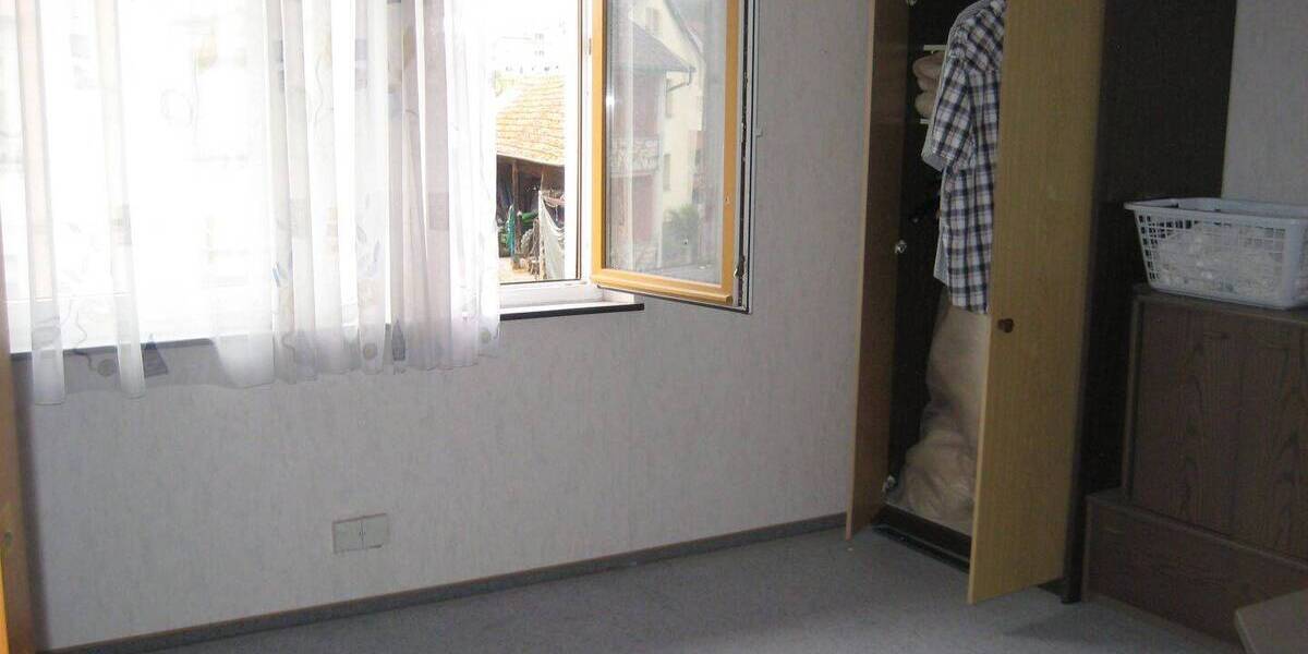 Mehrfamilienhaus, Wohnhaus Werneck-Mühlhausen Mühlhausen - 9 Zimmer, 165.000&euro; | Angebot:26117969