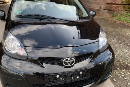 Toyota Aygo (X) 89.413 km 3.799 &euro; Mainz-Kastel 55252