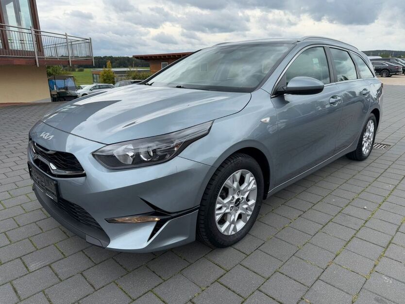 Kia ceed Sportswagon 171.306 km 14.790 € Pirk 92712