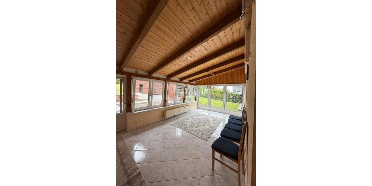 Erdgeschoßwohnung Wilnsdorf - 4 Zimmer, 106 m&sup2;, 850&euro; | Angebot:25519529