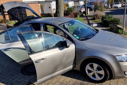 Skoda Octavia 127.000 km 10.600 &euro; Pulheim 50259