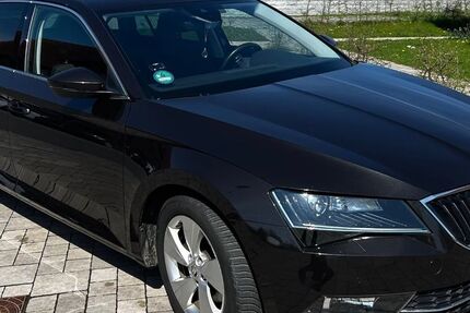 Skoda Superb 99.999 km 18.500 &euro; Damshagen 23948