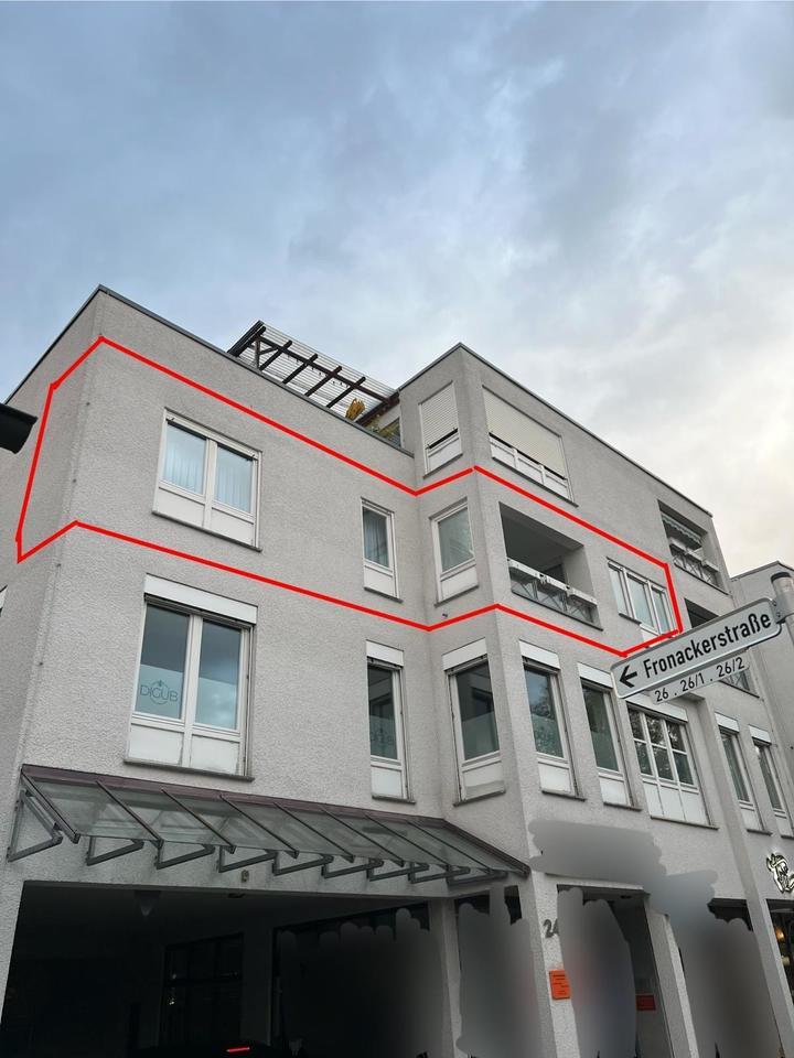 Lichtdurchflutete Wohnung mit Balkon-perfekt für Stadtliebhaber zimmer
