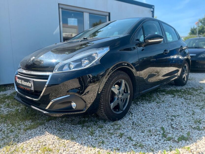 Peugeot 208 61.073 km 8.190 € Pfullingen 72793