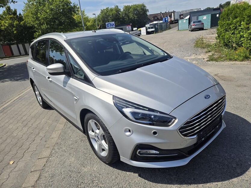 Ford S-Max 65.700 km 13.990 € Gelsenkirchen 45884