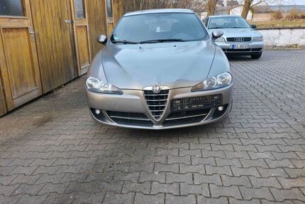 Alfa Romeo 147 145.400 km 3.790 &euro; Kümmersbruck 92245