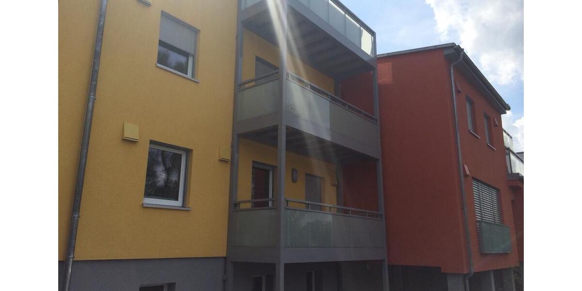 Erdgeschoßwohnung Bad Neustadt an der Saale - 3 Zimmer, 97 m&sup2;, 299.000&euro; | Angebot:27021892