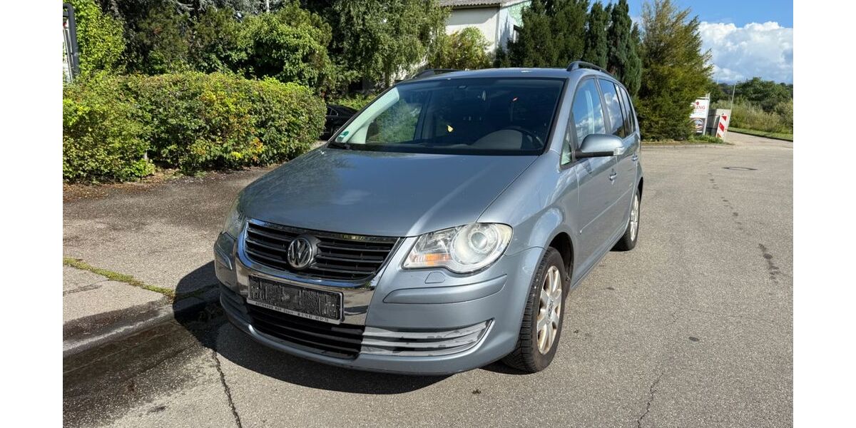 VW Touran 156.000 km 1.999 &euro; lahr 77933