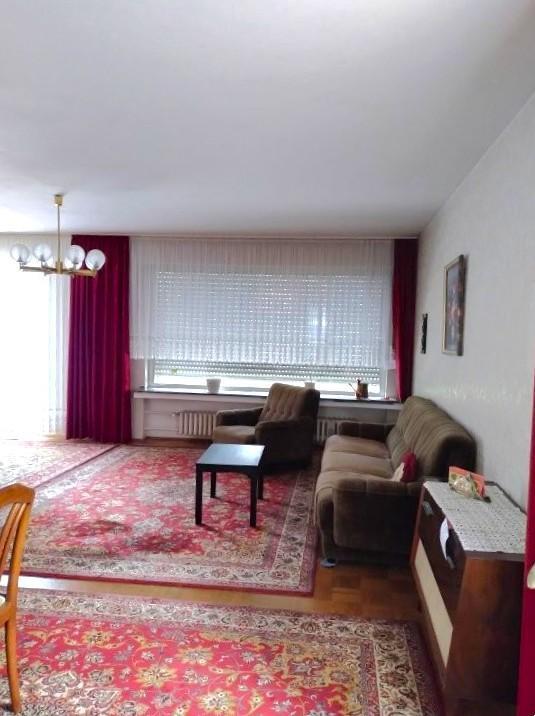 Gute Gelegneheit Großzügig geschnittenes Reihenendhaus mit Balkon, schönem Garten und Garage 6 zimmer