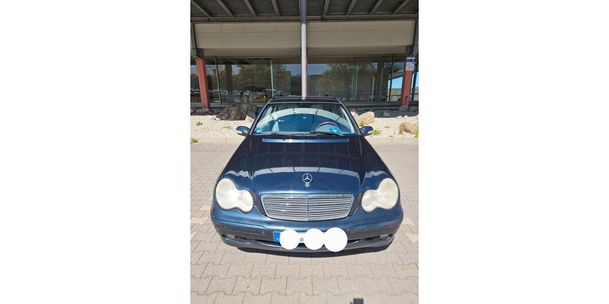 Mercedes-Benz C 180 194.385 km 3.300 &euro; Bayreuth 95444