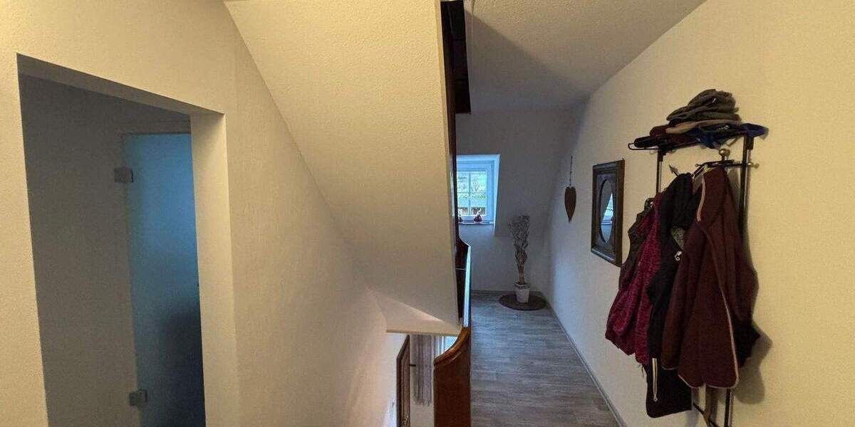 Bauernhaus, Landhaus Olpe Rhonard - 1 Zimmer, 390 m&sup2;, 1.280.000&euro; | Angebot:25666276
