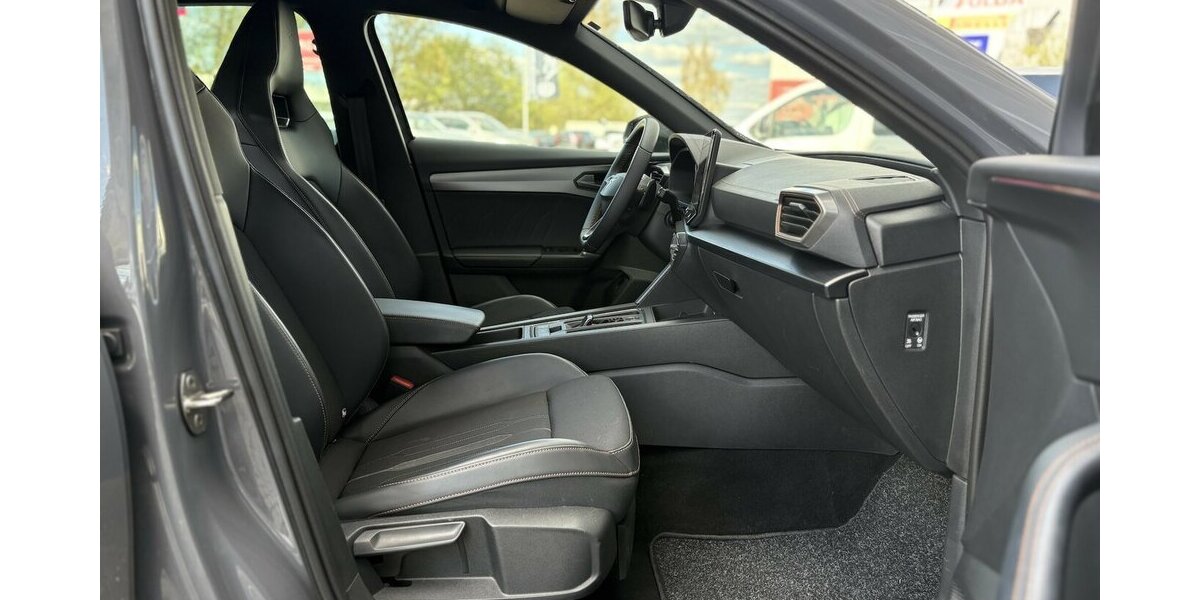 Cupra Formentor 2,0 TSI VZ 4Drive KAMERA/NAVI/SHZ/DAB 37.620 km 27.900 &euro; Villingen-Schwenningen 78054
