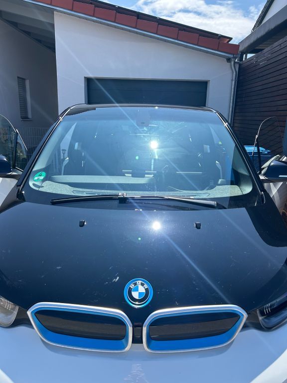 i3